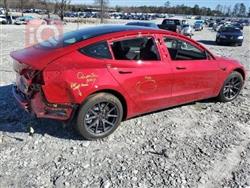 تسلا موديل 3